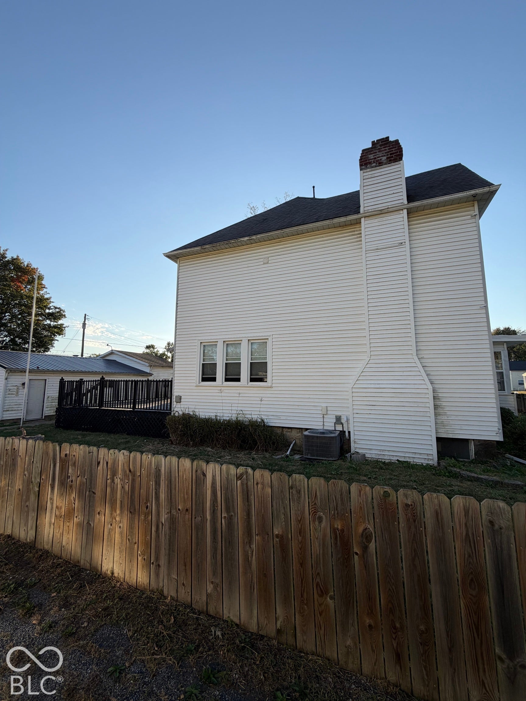 1705 S E Street