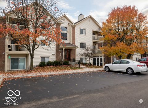 Photo of 12517 Timber Creek Drive #12, Carmel, IN 46032 (MLS # 22037735)