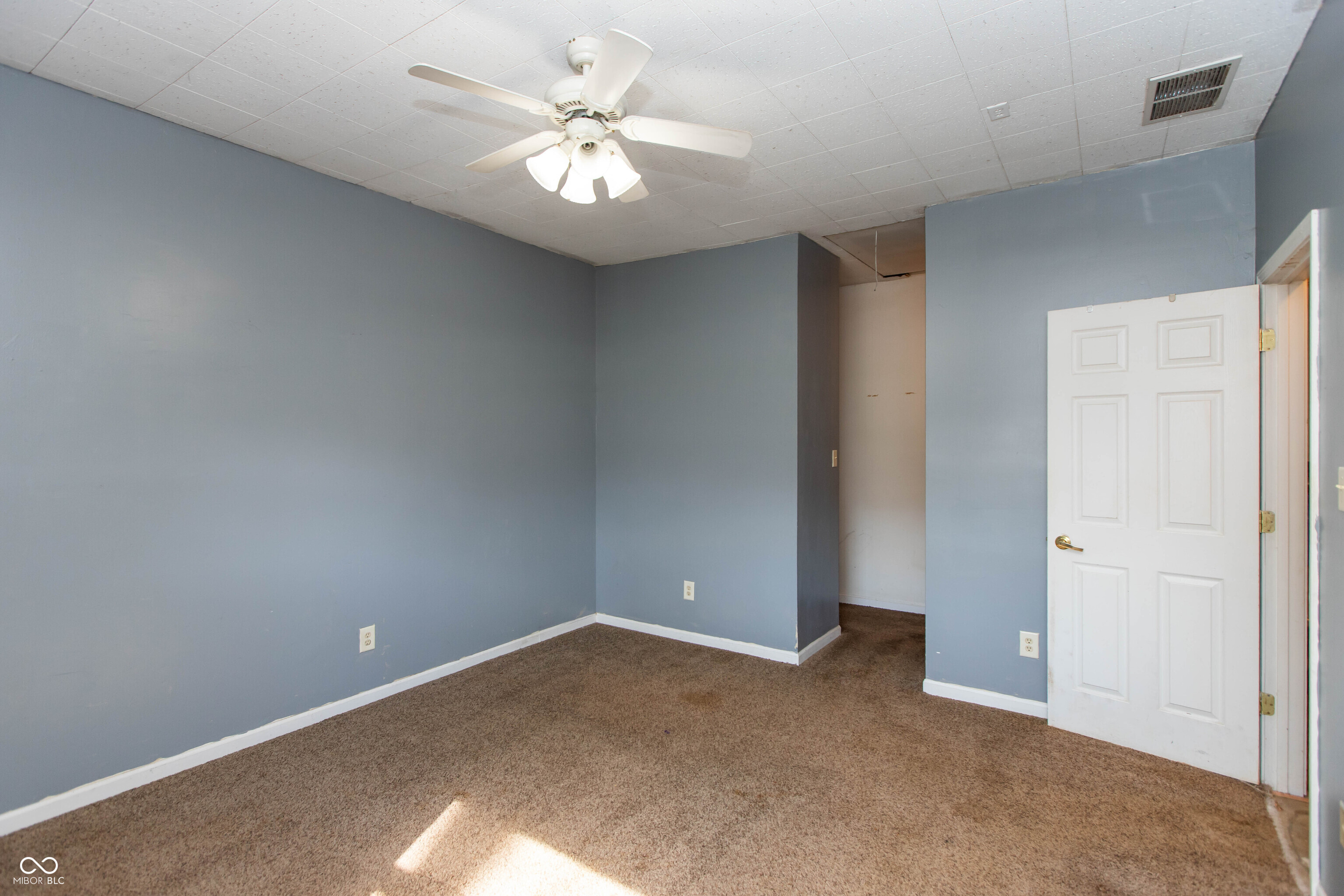 3605 N County Road 950 E