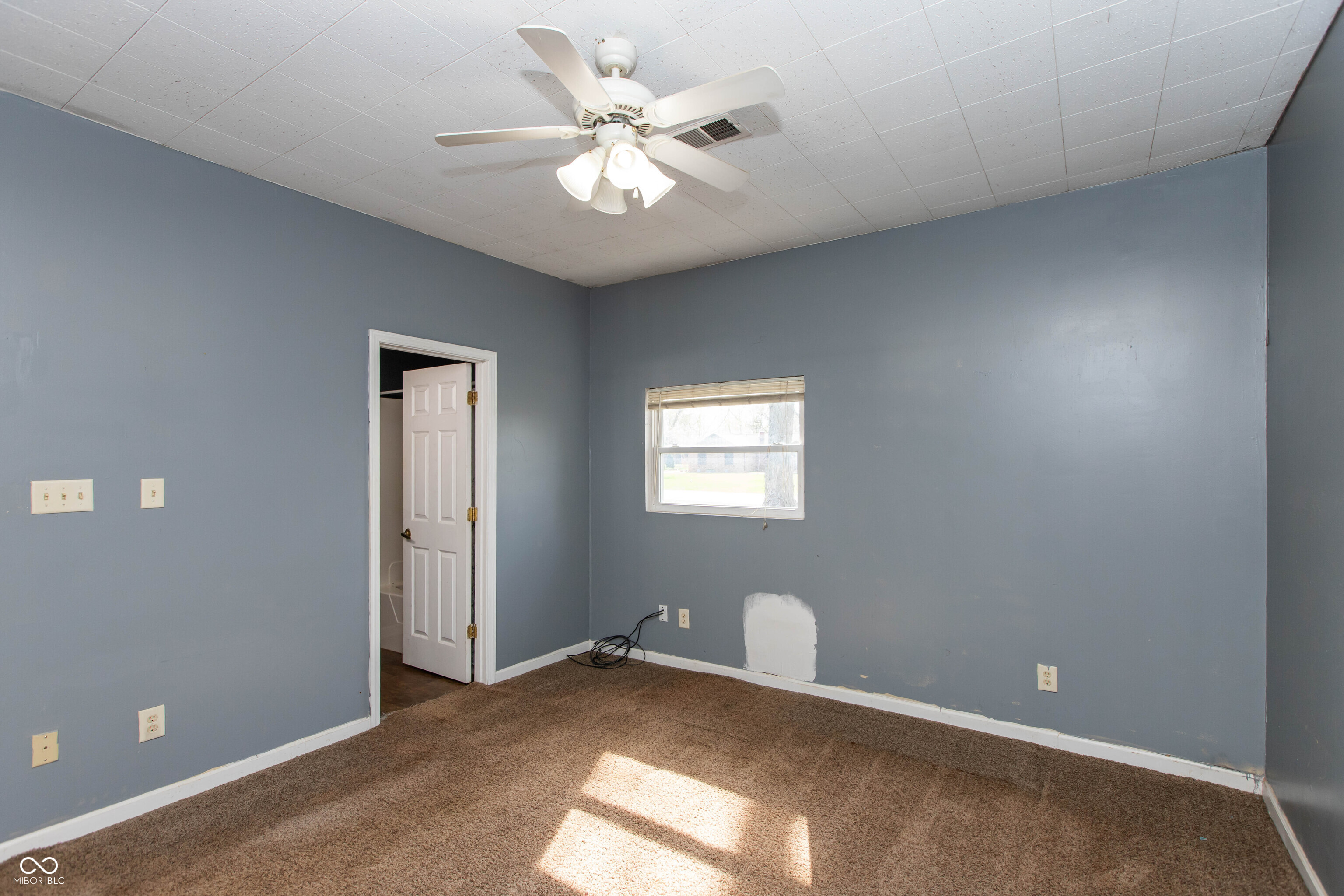 3605 N County Road 950 E