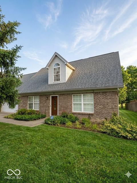 Photo of 348 Greenway Drive, Scottsburg, IN 47170 (MLS # 22103958)