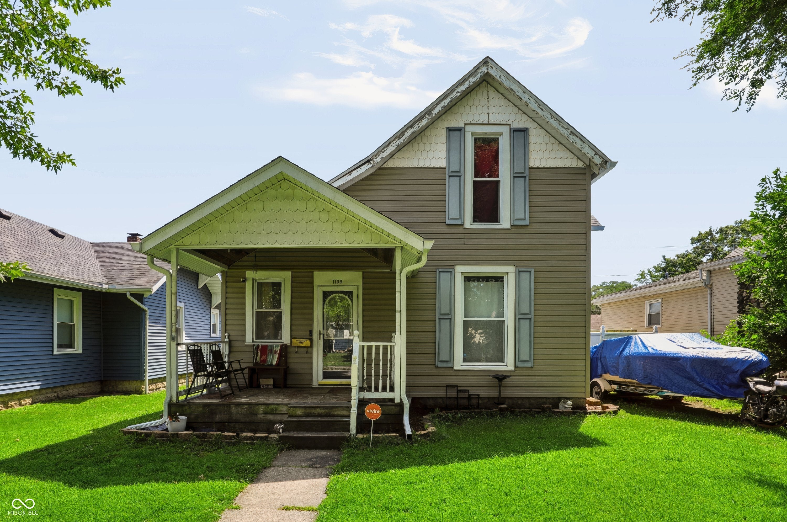 1139 W 5th Street