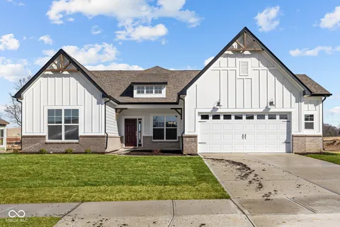 4068 Berry Chase Boulevard, Greenwood, IN 46143 - MLS#: 22017059