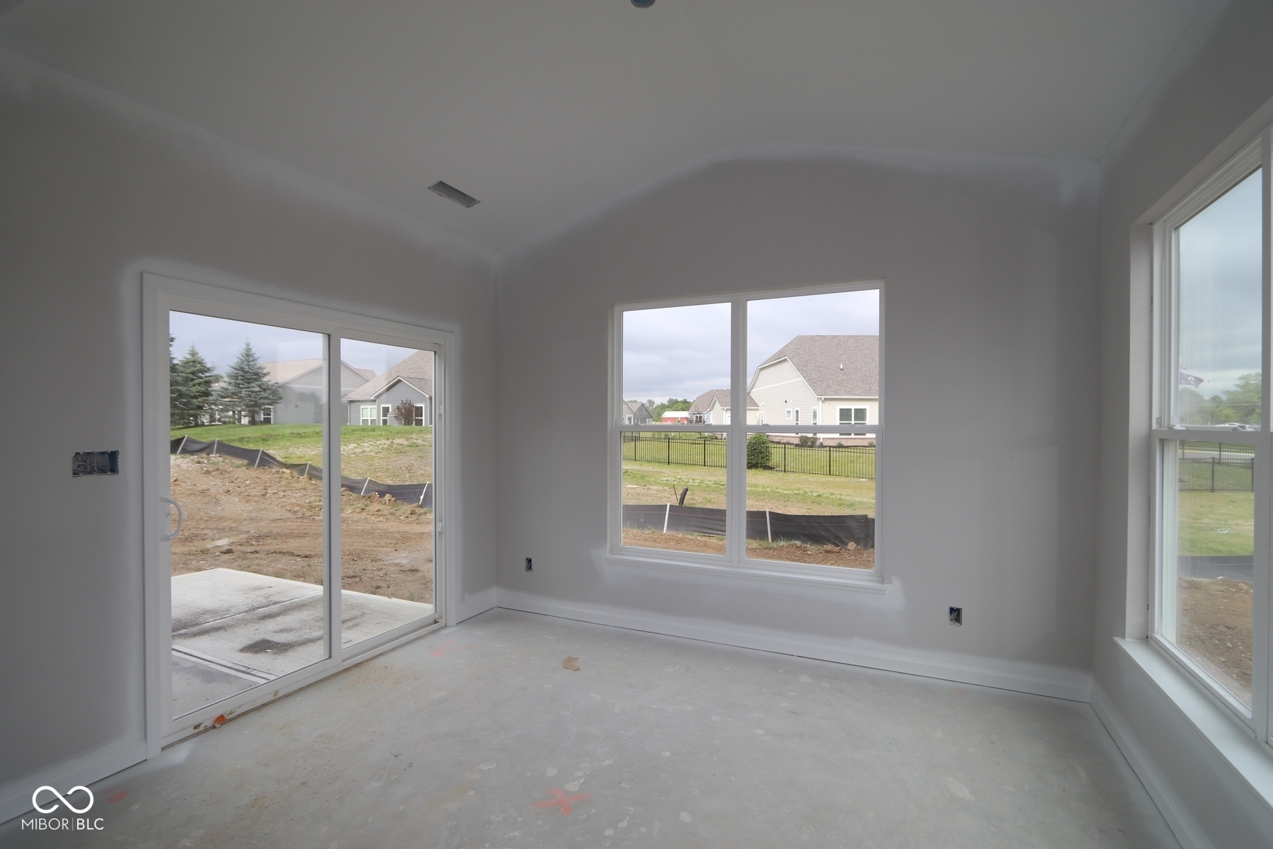 4999 Hummingbird Drive