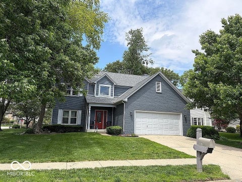 Photo of 358 Bailey Circle, Carmel, IN 46032 (MLS # 22105270)