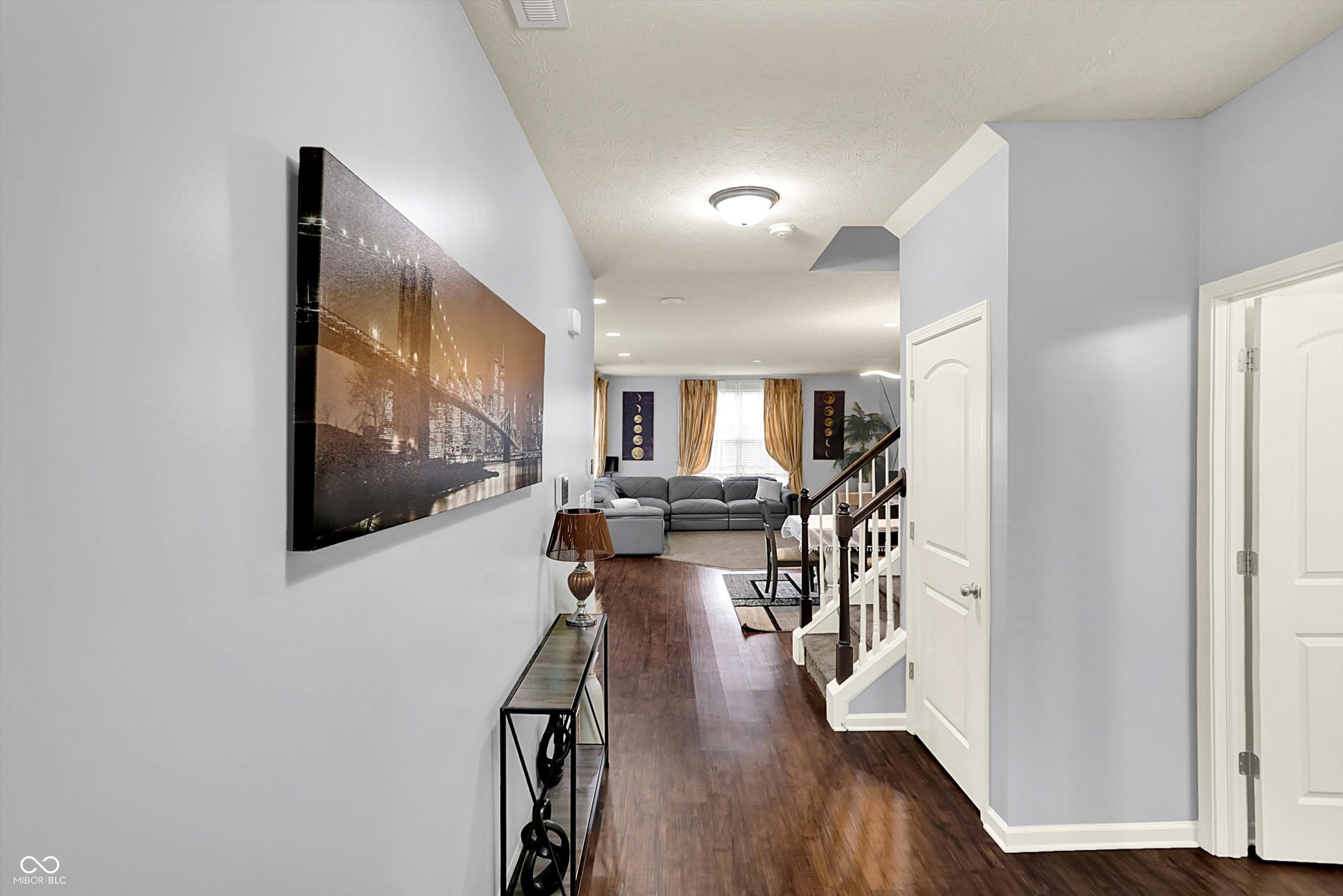 1302 Sunset Boulevard