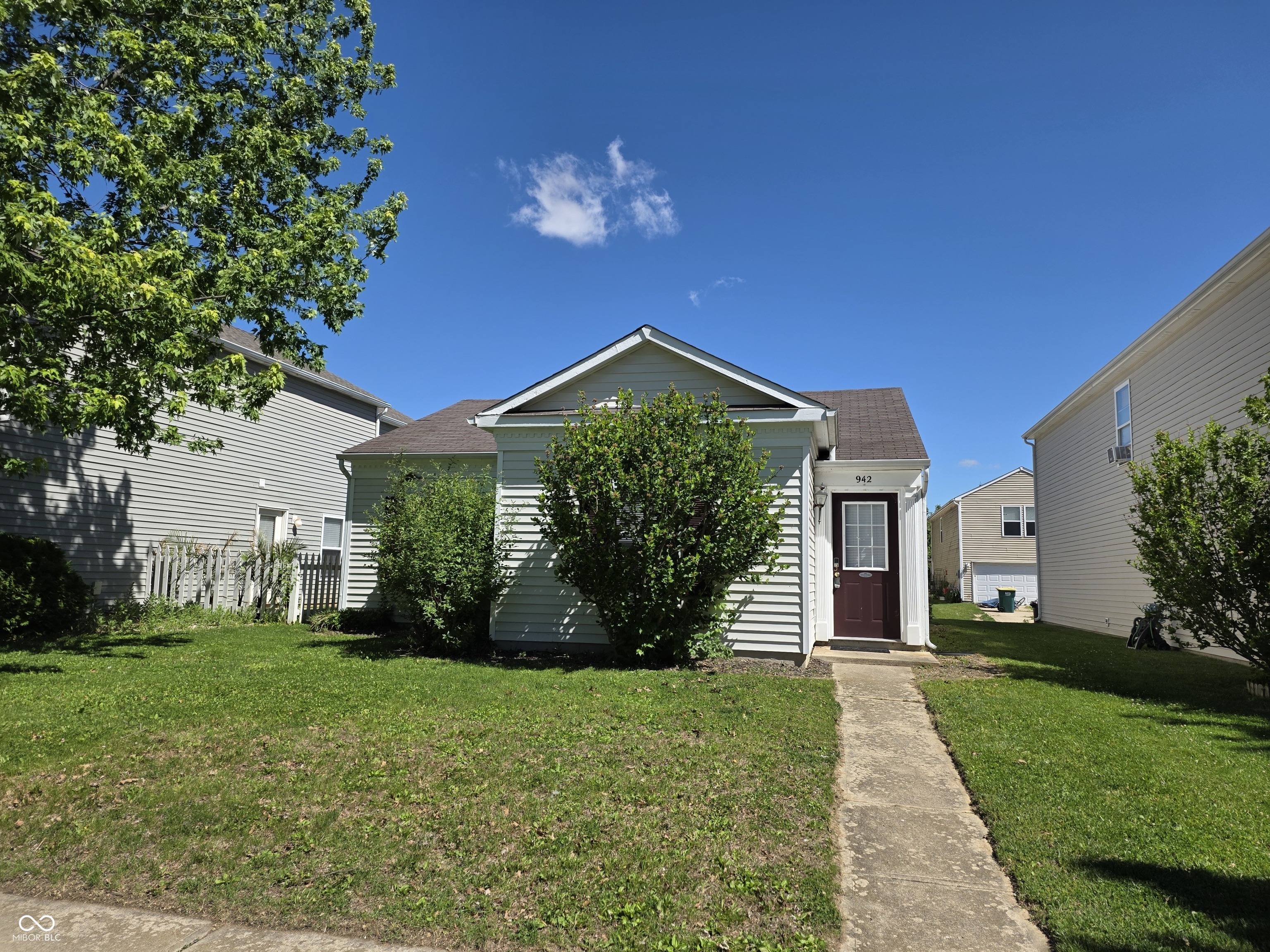 Photo 1 of 29 — 942 Brookstone Drive, Franklin, IN 46131