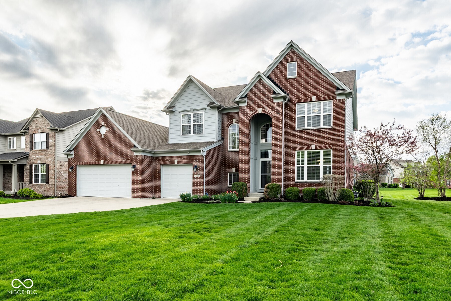 6821 Woodhaven Place