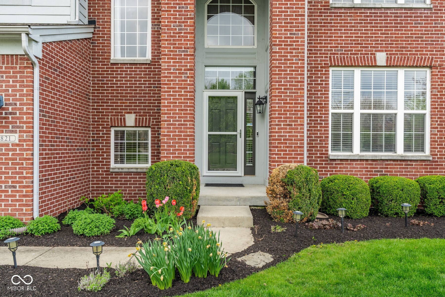 6821 Woodhaven Place