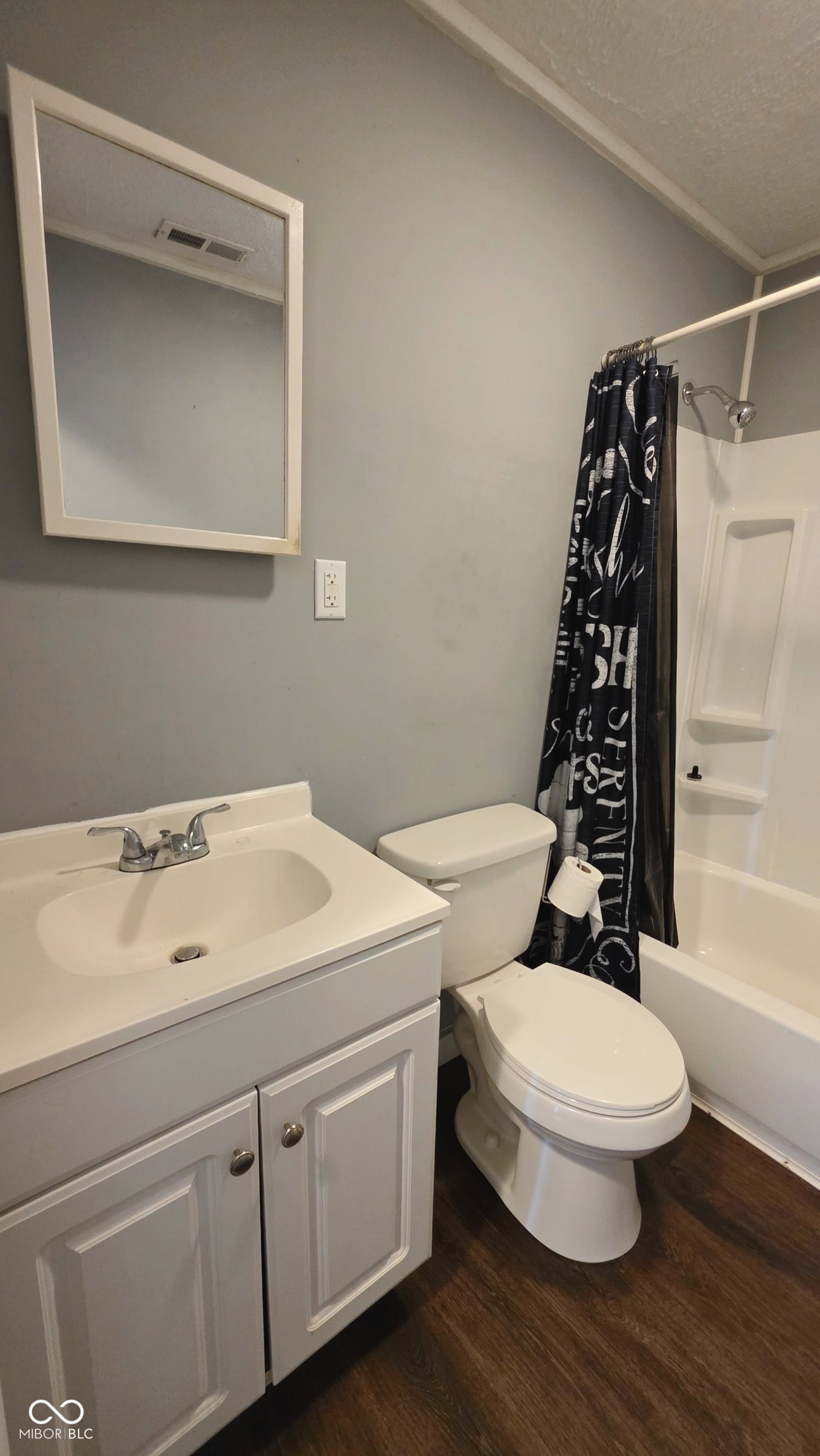 112 E Main