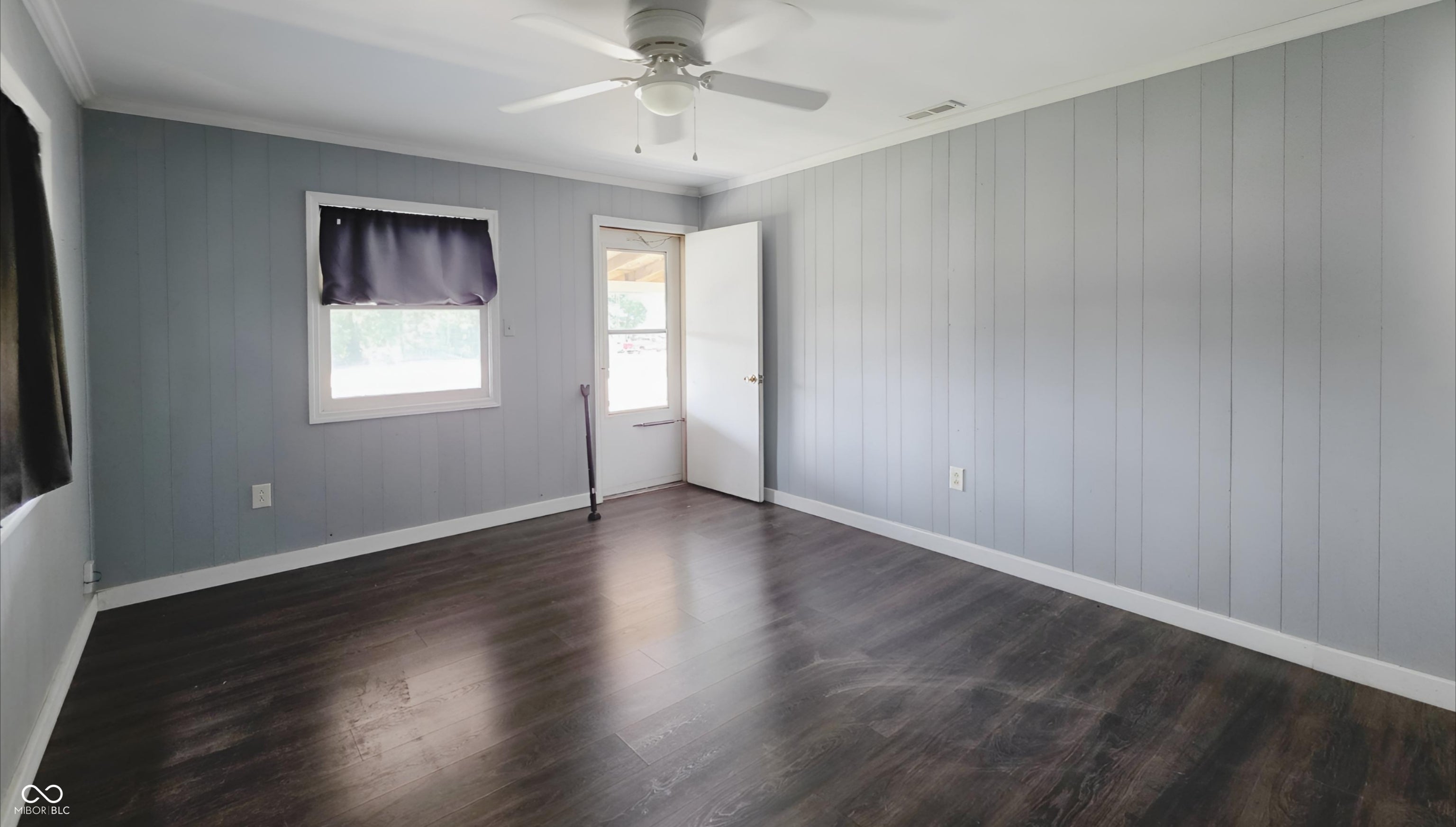 112 E Main