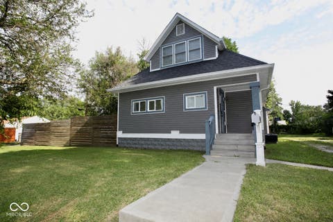 Photo of 1218 E Edwards Avenue, Indianapolis, IN 46227 (MLS # 22114661)