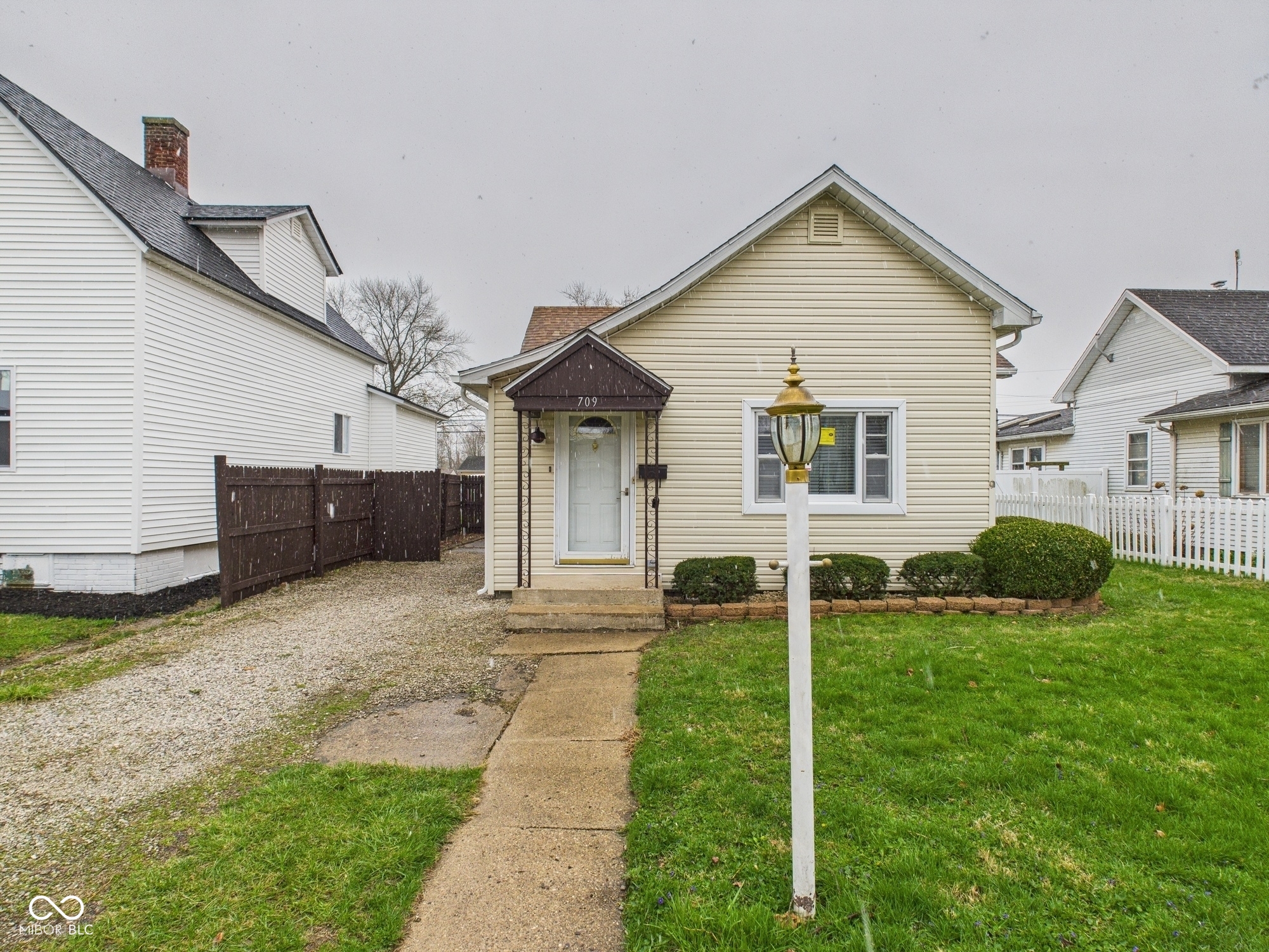 Listing image 5