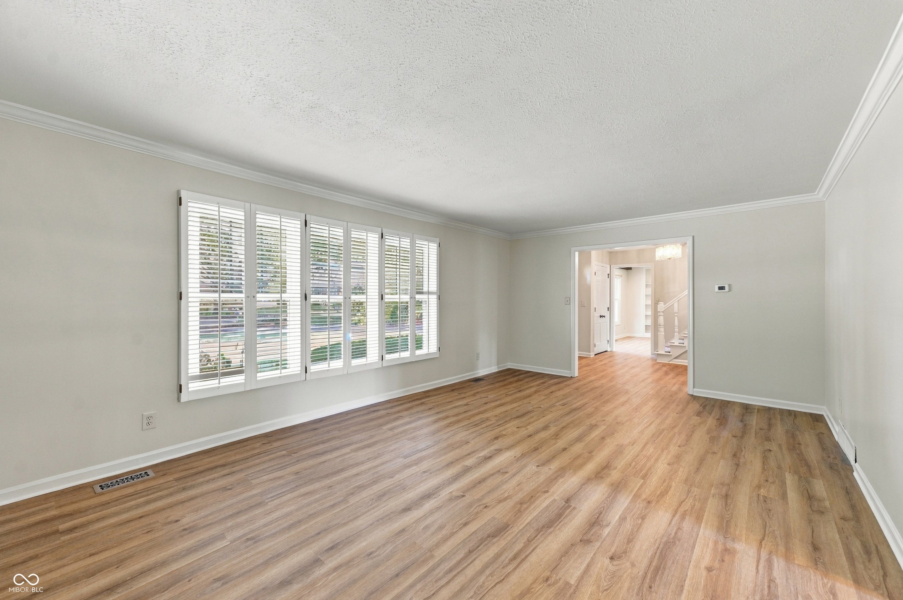 2043 Whitewood Court