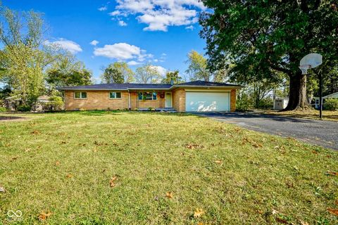 Photo of 211 John Street, Carmel, IN 46032 (MLS # 22049195)