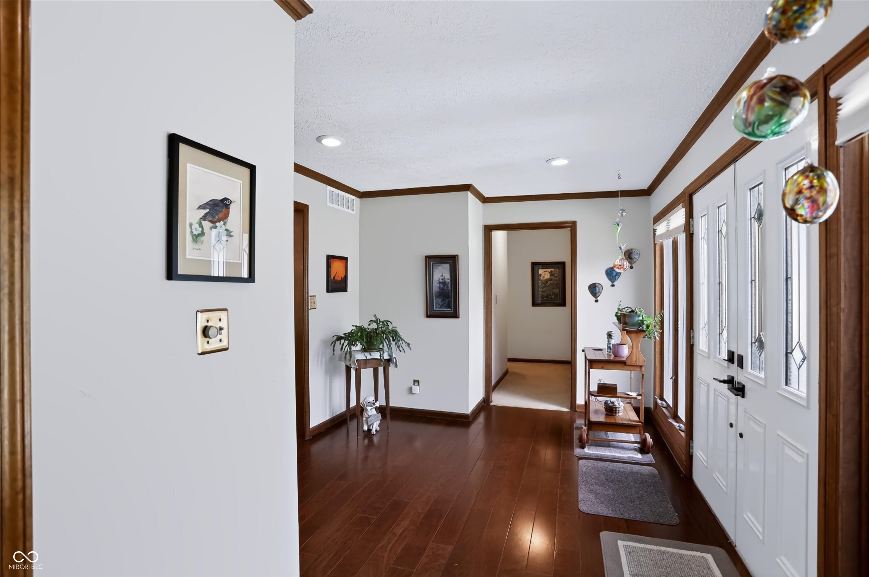 9 Bluebird Court