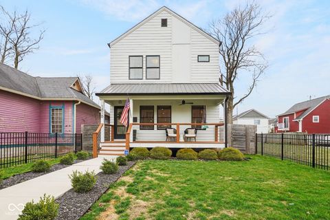 Photo of 1818 Ruckle Street, Indianapolis, IN 46202 (MLS # 22087118)