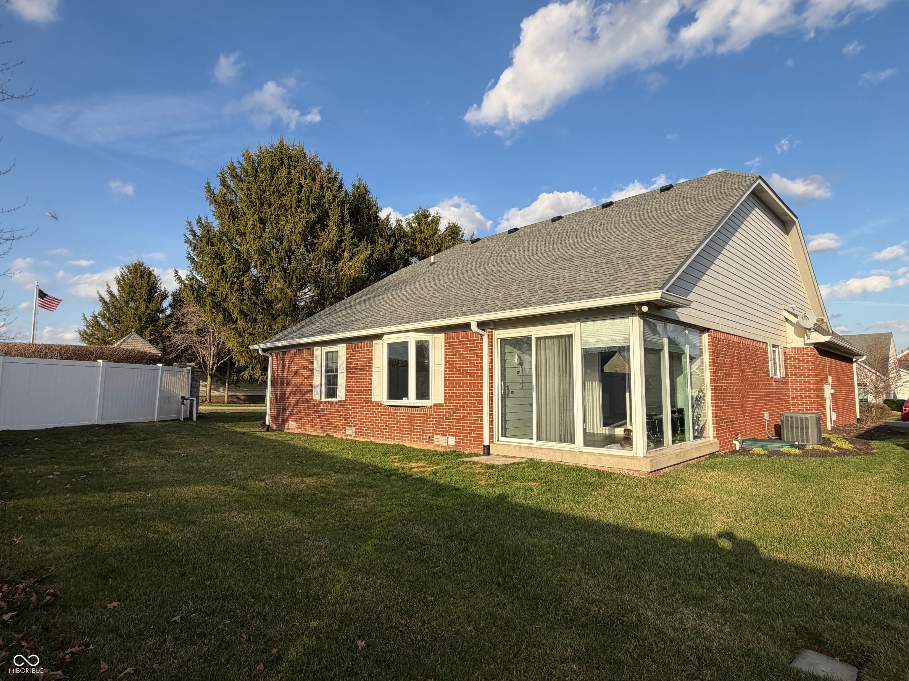 2298 Somerset Drive