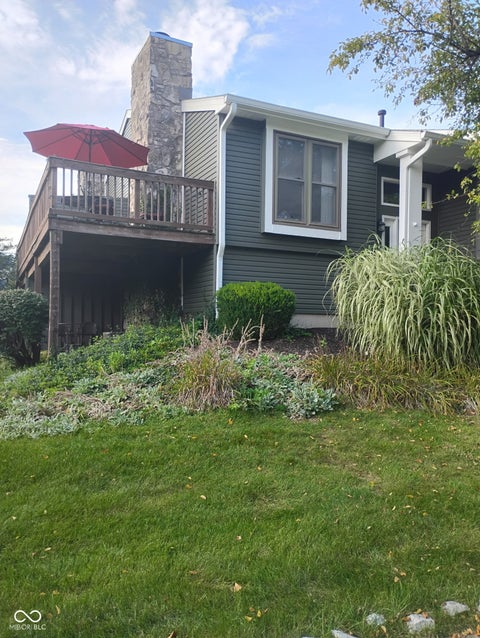Photo of 9485 Bay Vista West, Indianapolis, IN 46250 (MLS # 22123878)