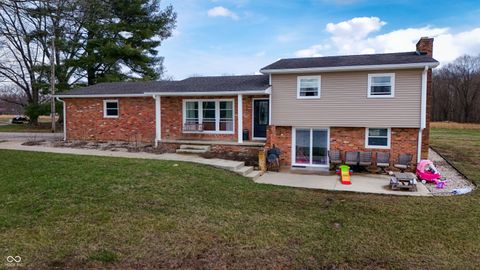 Photo of 8357 N County Road 300 W, Seymour, IN 47274 (MLS # 22082700)