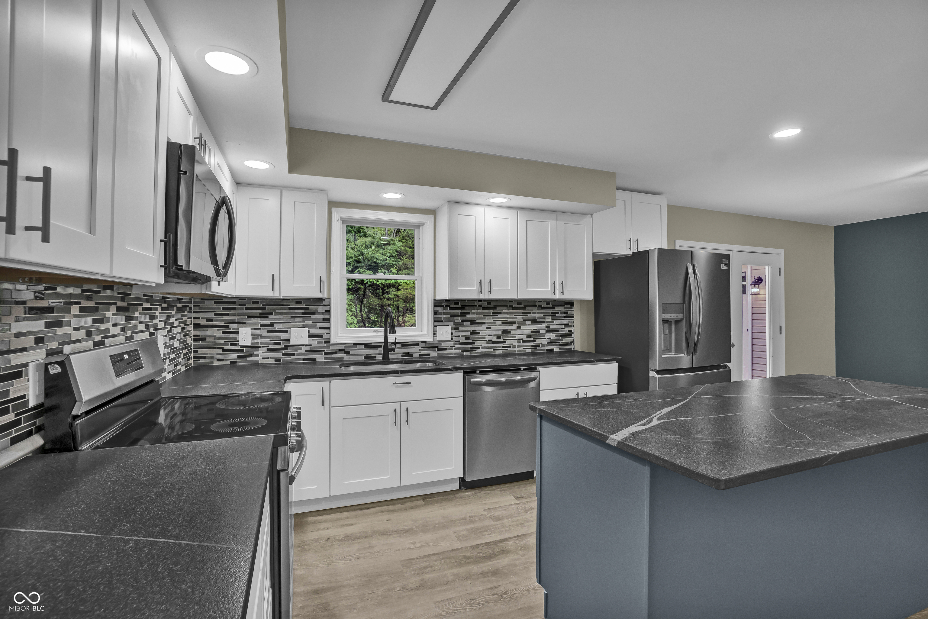 9460 S County Road 550 W