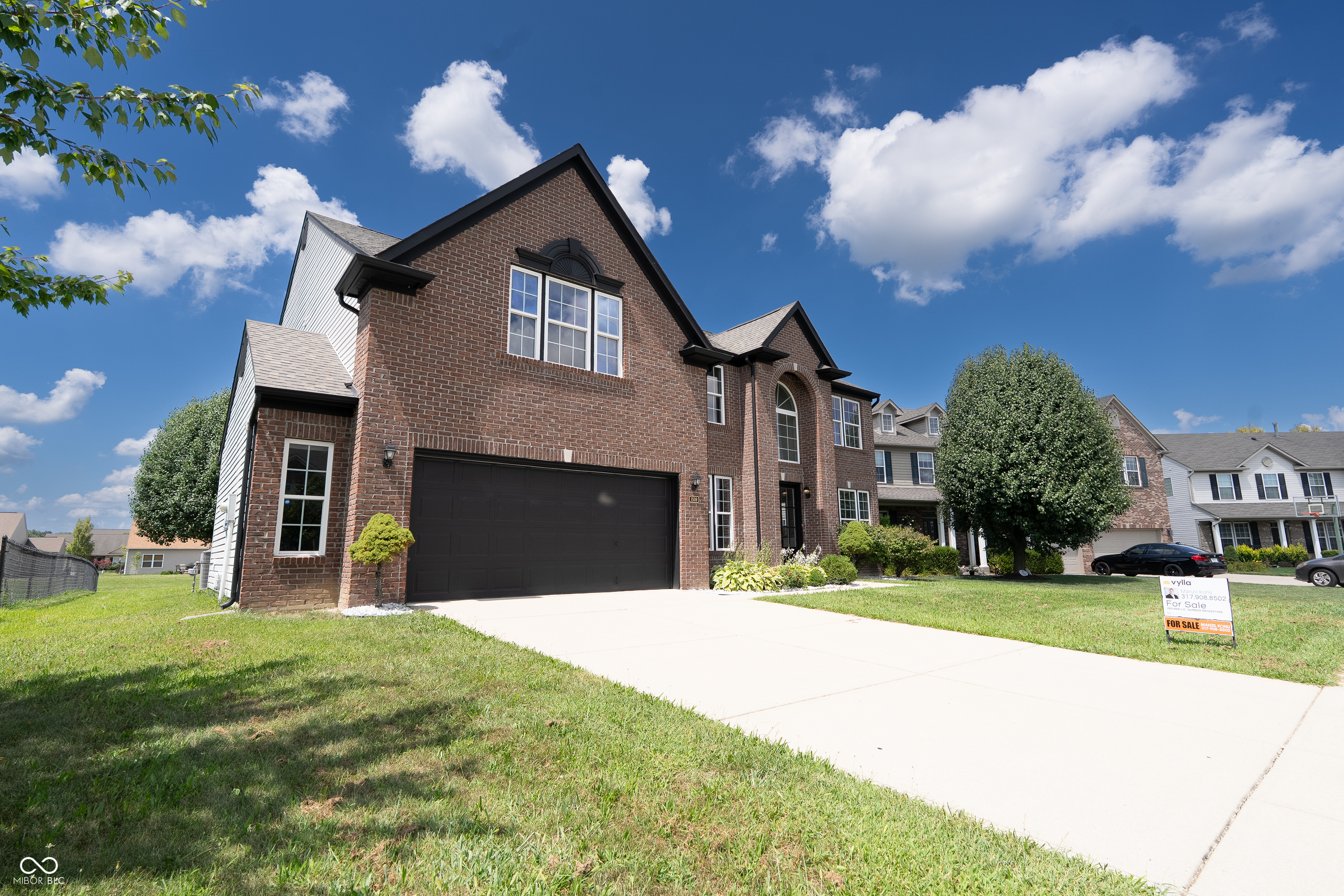 1509 Old Thicket Court