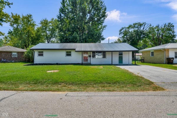 213 SHULL DR, NORTH VERNON, IN 47265 - Image c34df093f5e3fb41ee92aad7b75d548b/2901062622