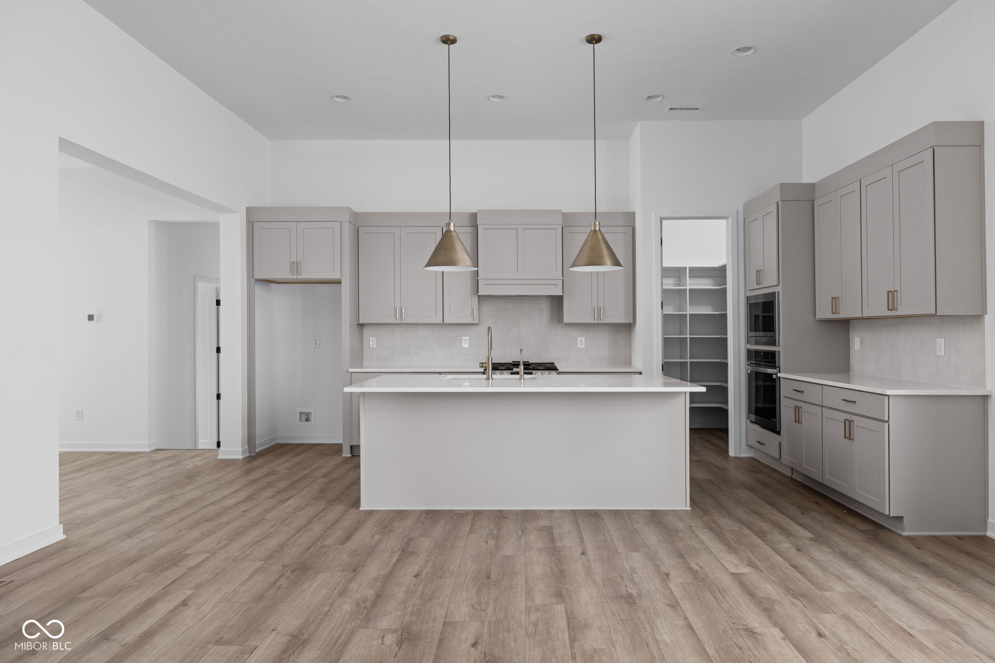 17316 Newton Main Street