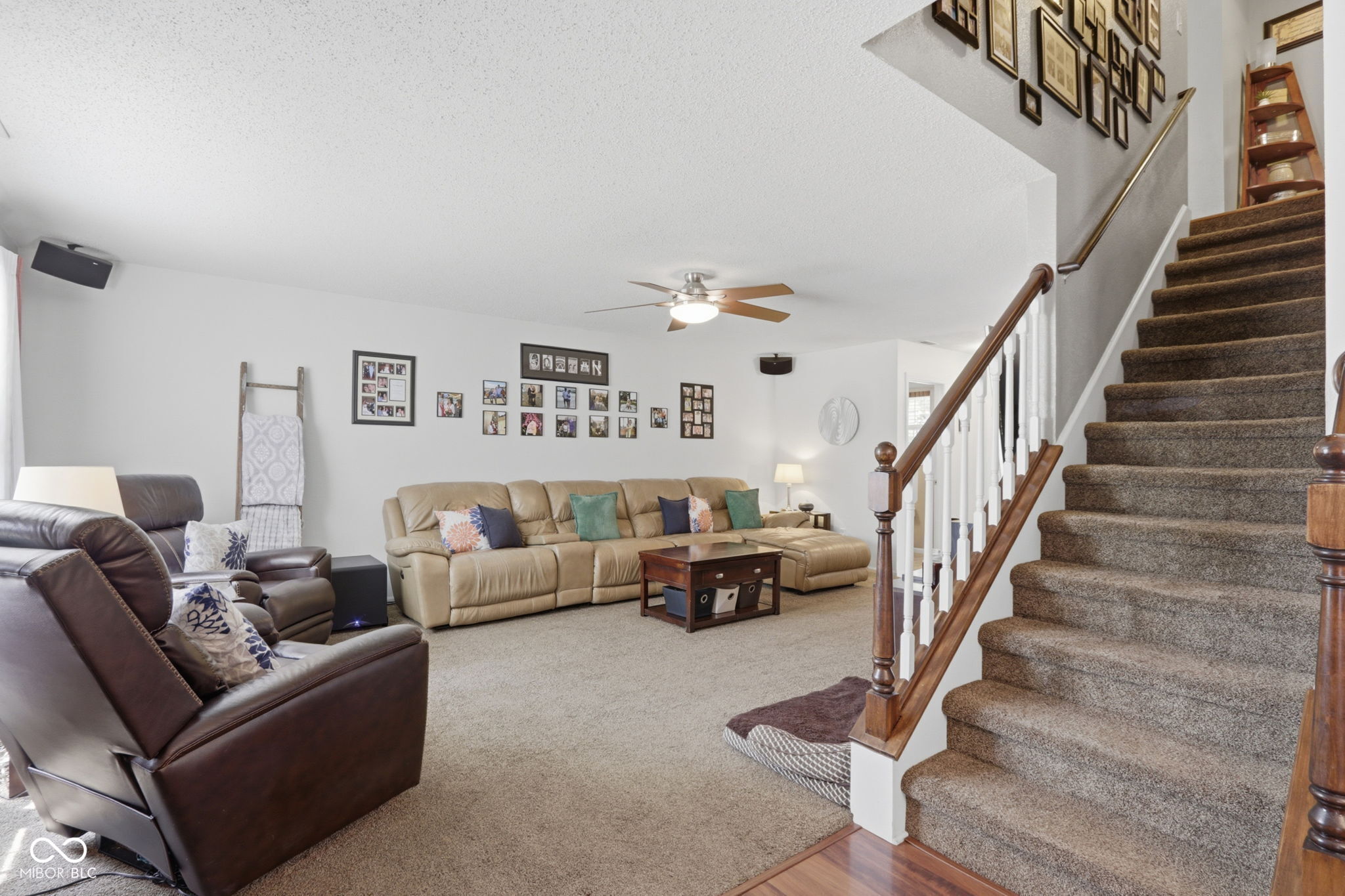 7713 Lake Vista Lane