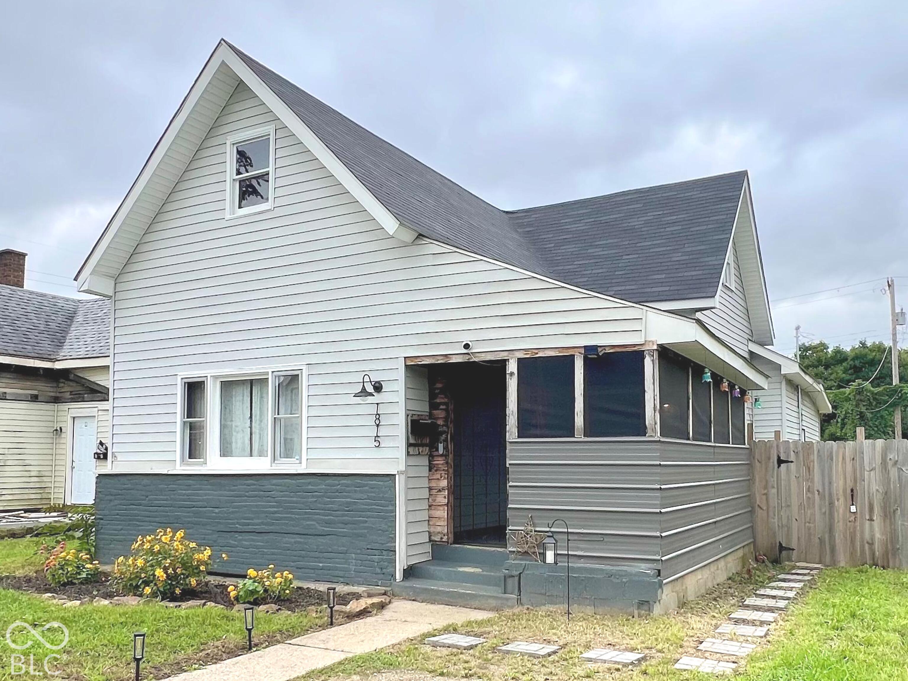 1815 Pearl Street