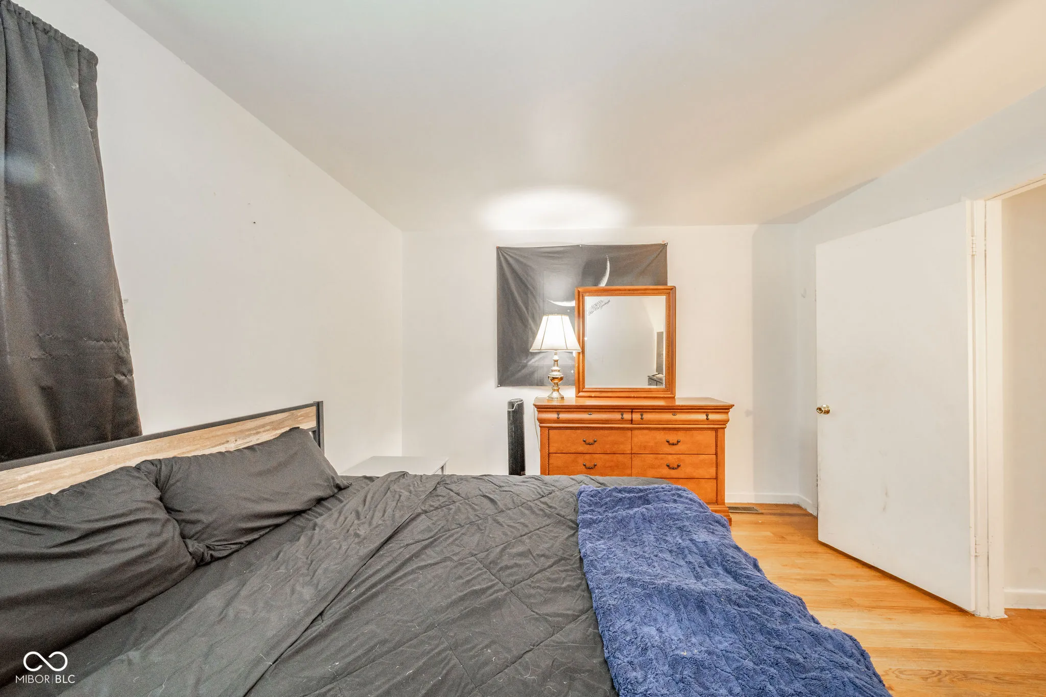 Alexandria, Indiana 46001, United States, 3 Bedrooms Bedrooms, ,2 BathroomsBathrooms,Residential,Pending,204383