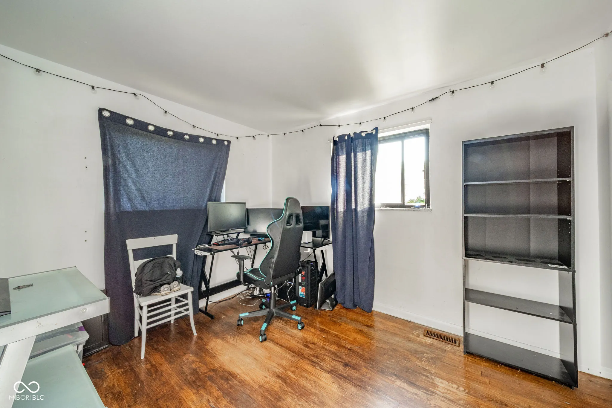 Alexandria, Indiana 46001, United States, 3 Bedrooms Bedrooms, ,2 BathroomsBathrooms,Residential,Pending,204383