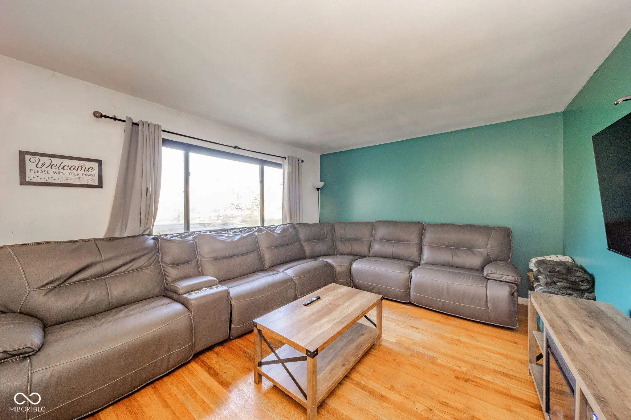 Alexandria, Indiana 46001, United States, 3 Bedrooms Bedrooms, ,2 BathroomsBathrooms,Residential,Pending,204383