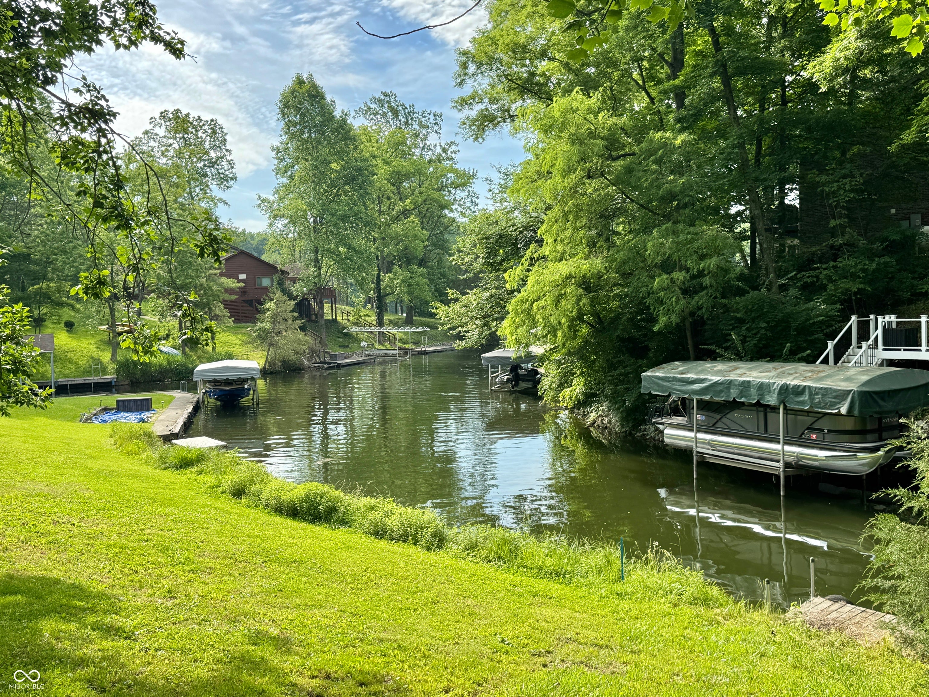 36/37 Mill Springs