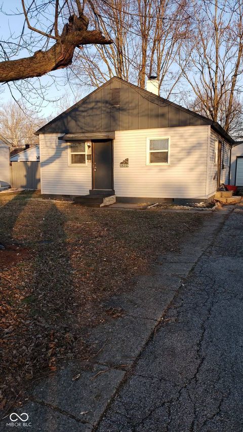 Photo of 2329 N Moreland Avenue, Indianapolis, IN 46222 (MLS # 22111993)