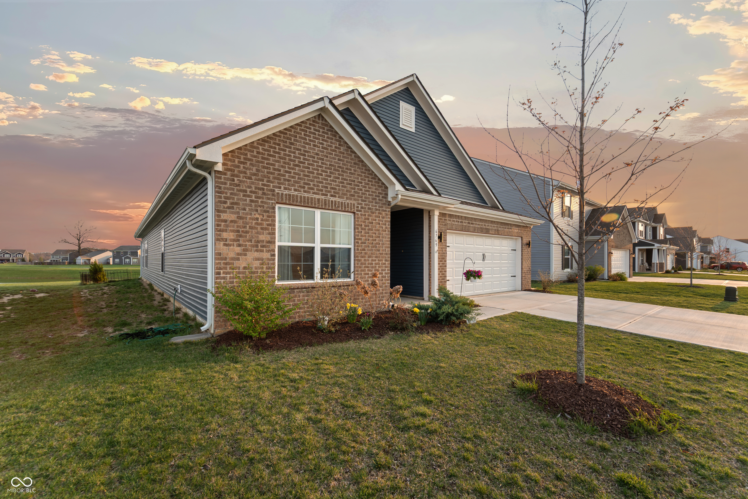 6769 Honeysuckle Way