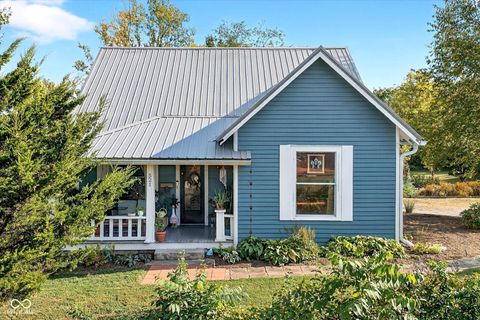 Photo of 521 S Sale Street, Ellettsville, IN 47429 (MLS # 22090331)