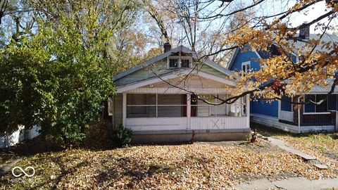 Photo of 621 N Grant Avenue, Indianapolis, IN 46201 (MLS # 22074384)
