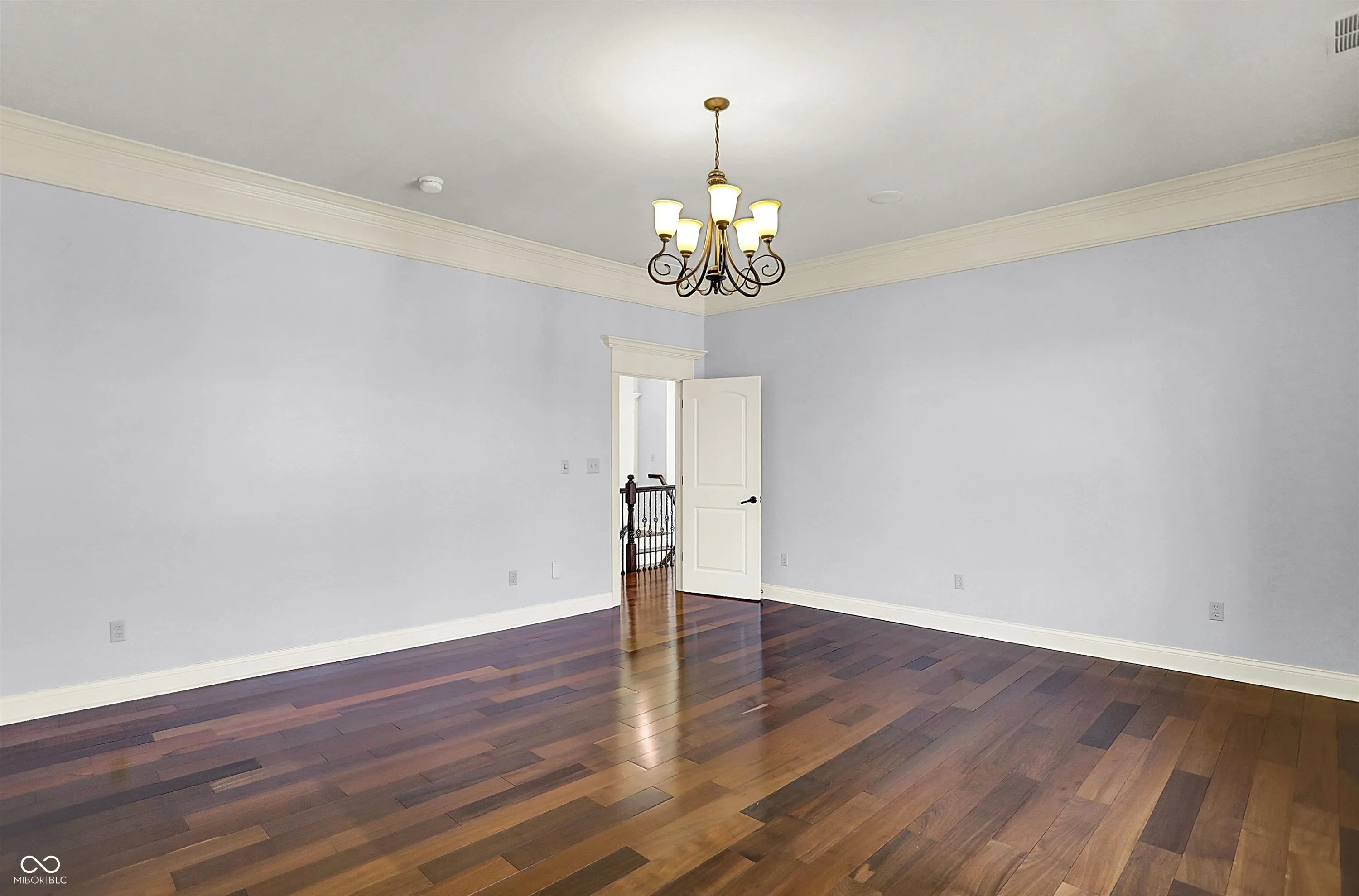 Zionsville, Indiana 46077, United States, 6 Bedrooms Bedrooms, ,5 BathroomsBathrooms,Residential,Pending,28549