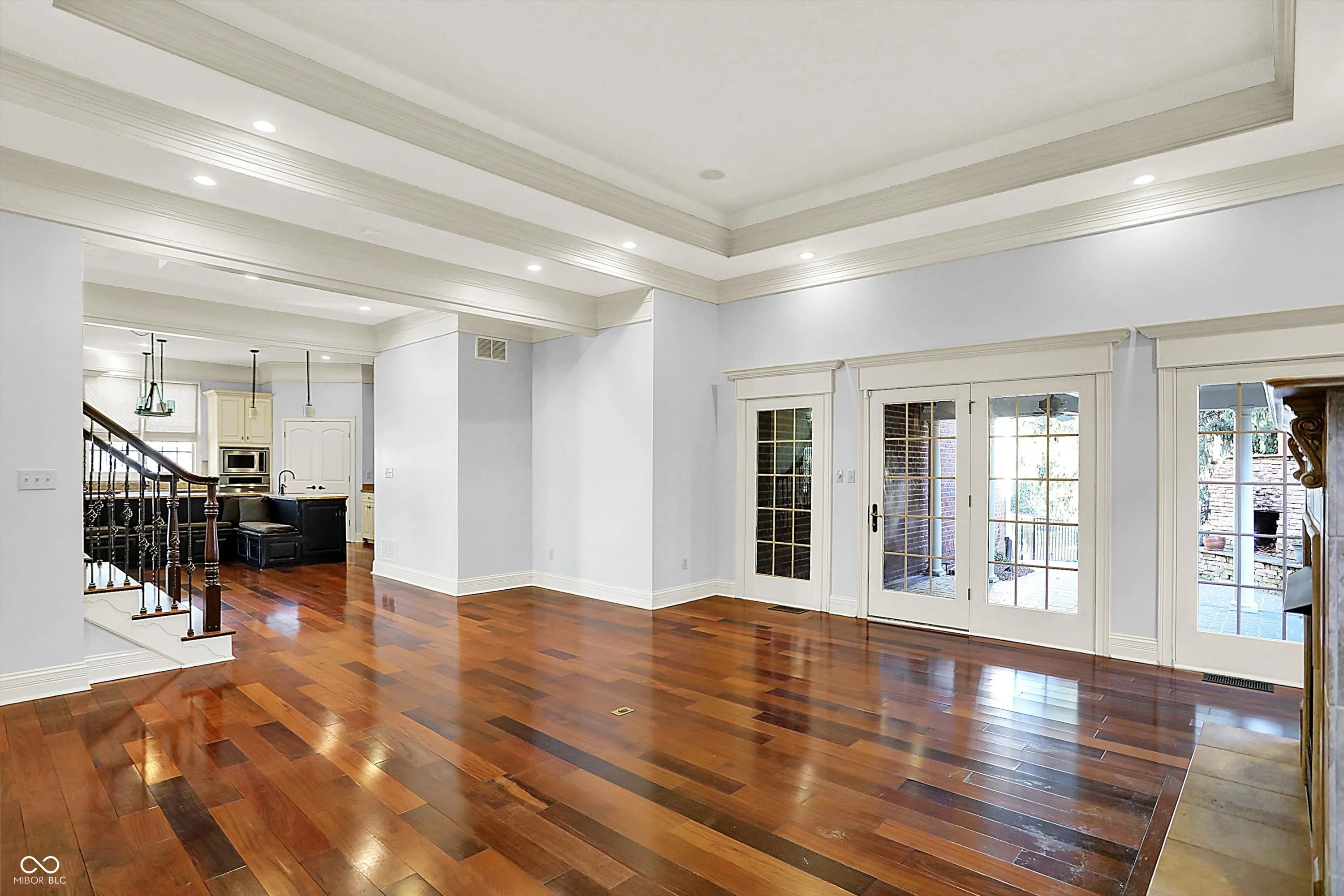 Zionsville, Indiana 46077, United States, 6 Bedrooms Bedrooms, ,5 BathroomsBathrooms,Residential,Pending,28549