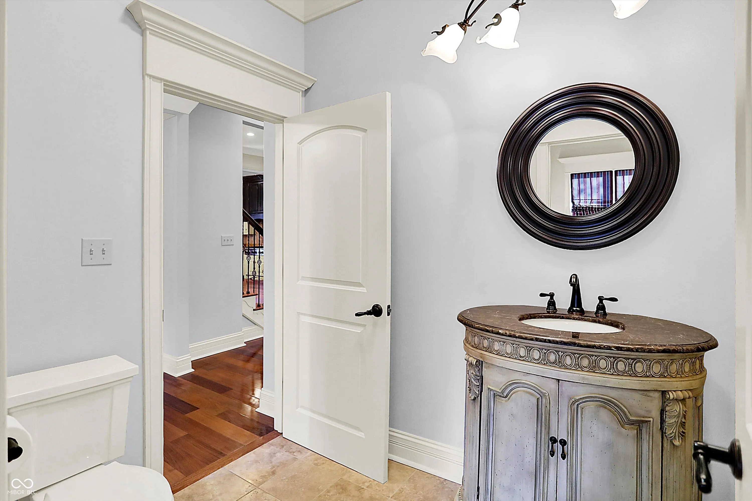 Zionsville, Indiana 46077, United States, 6 Bedrooms Bedrooms, ,5 BathroomsBathrooms,Residential,Pending,28549