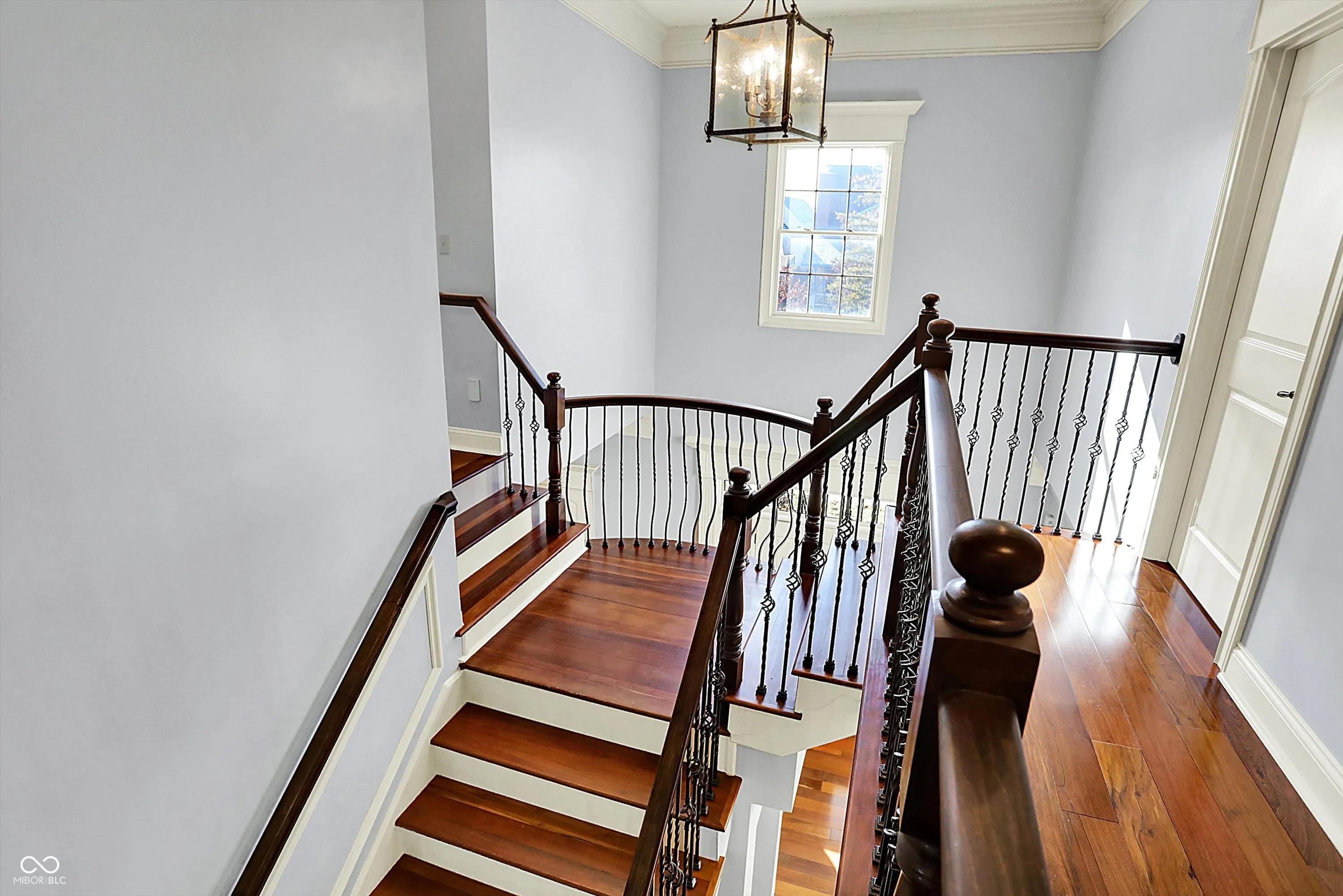 Zionsville, Indiana 46077, United States, 6 Bedrooms Bedrooms, ,5 BathroomsBathrooms,Residential,Pending,28549