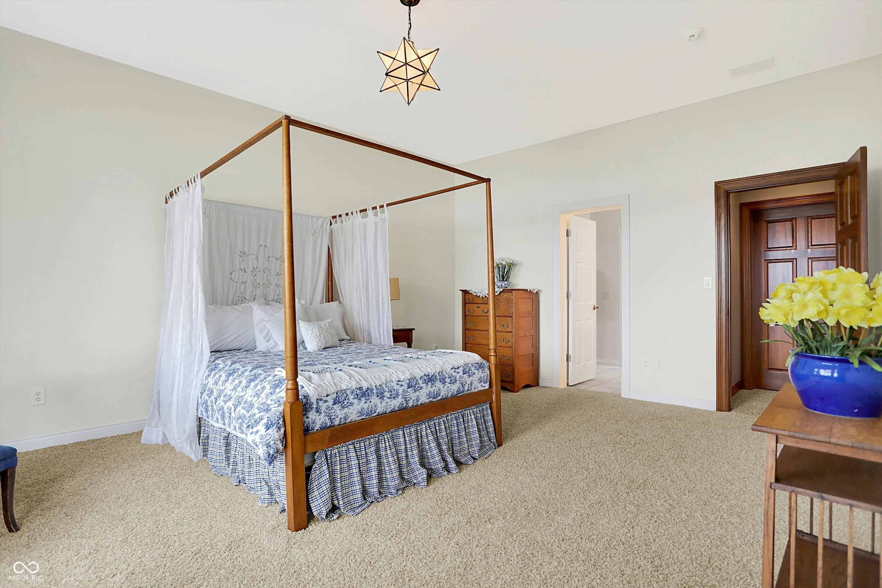 Indianapolis, Indiana 46236, United States, 6 Bedrooms Bedrooms, ,8 BathroomsBathrooms,Residential,Active,48114