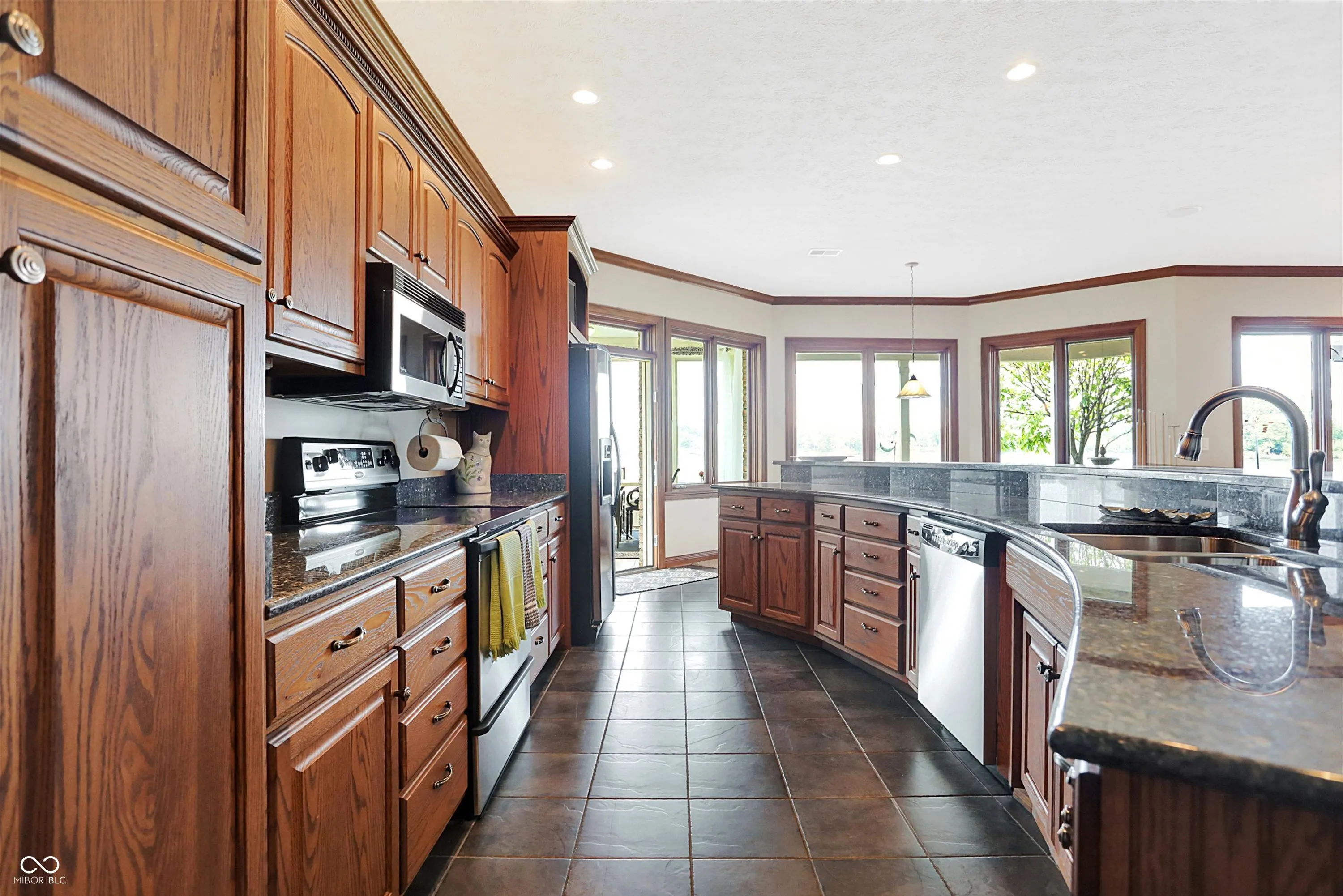 Indianapolis, Indiana 46236, United States, 6 Bedrooms Bedrooms, ,8 BathroomsBathrooms,Residential,Active,48114