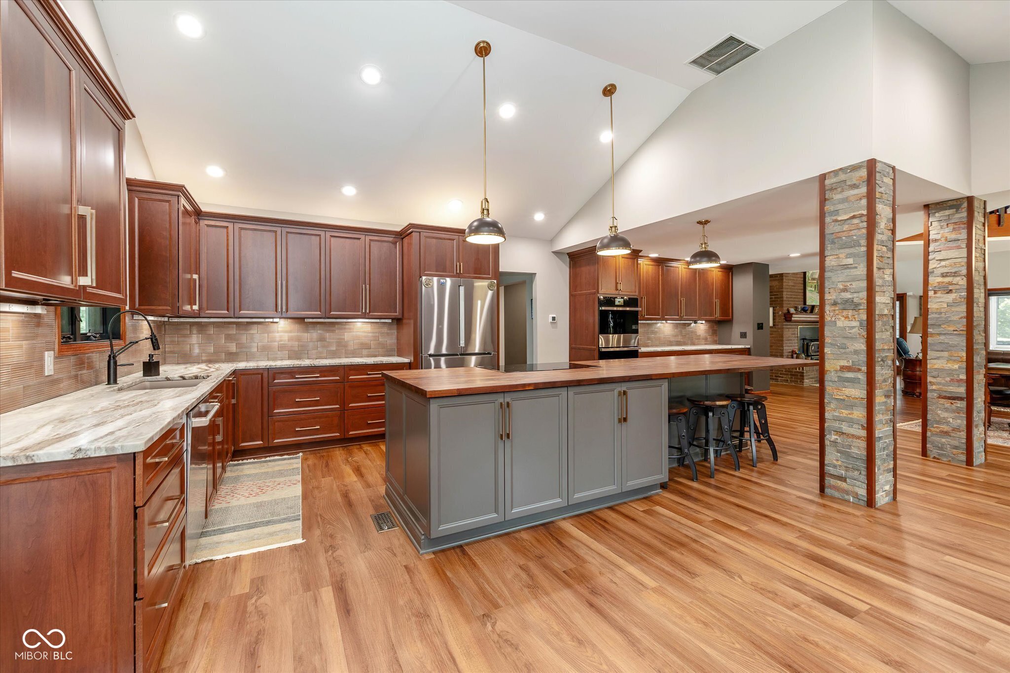 7287 W State Road 252 Road W
