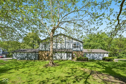 Photo of 3724 Tudor Park Drive, Indianapolis, IN 46235 (MLS # 22099630)