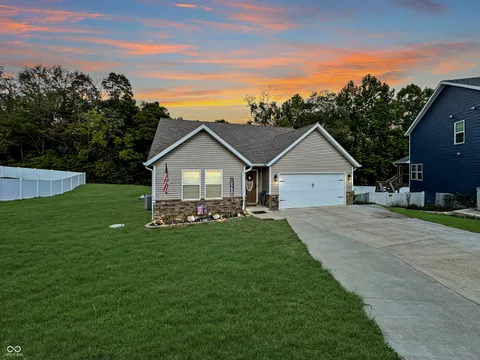 MLS: 22003660