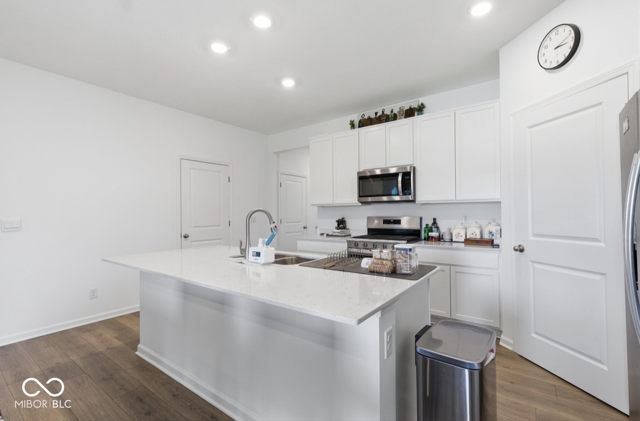 9103 Blue Hill Street