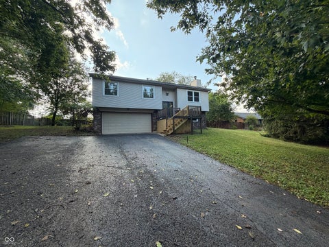 Photo of 100 Cramer Place, Martinsville, IN 46151 (MLS # 22126887)