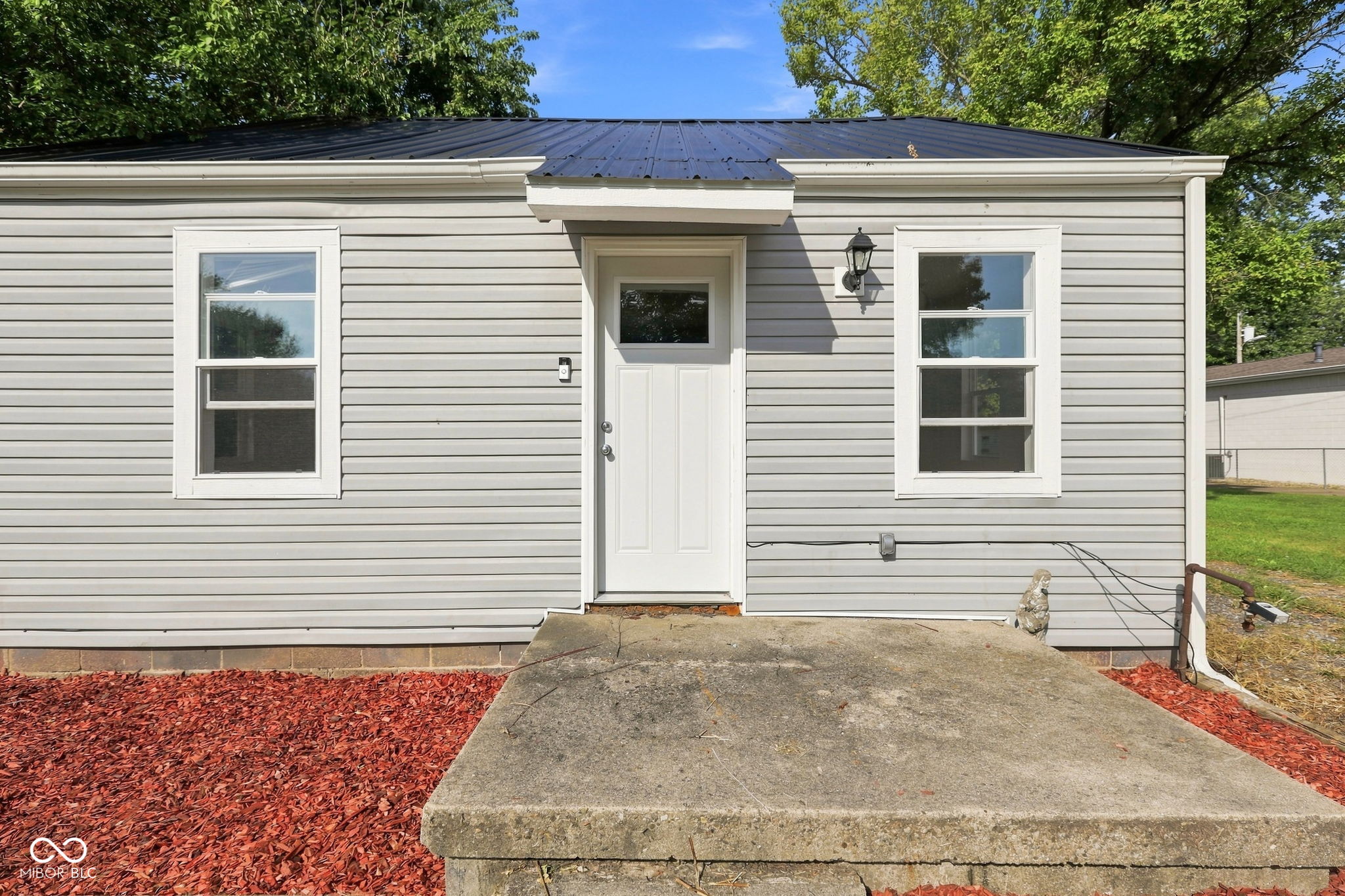 3813 Saint Charles Street
